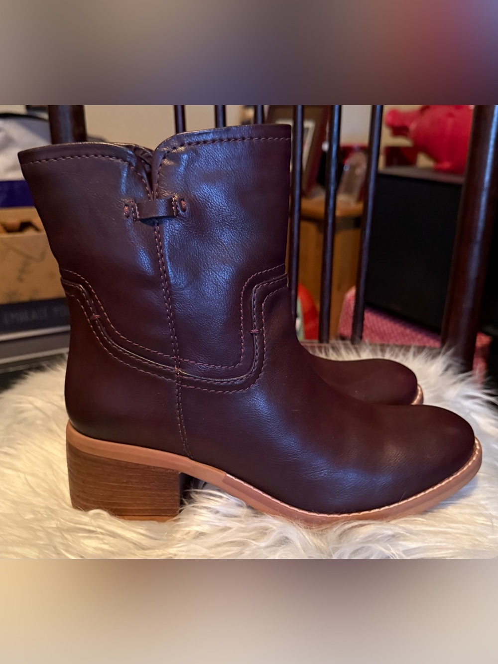 DIBA TRUE Wicker Wood Burgandy Western Booties.